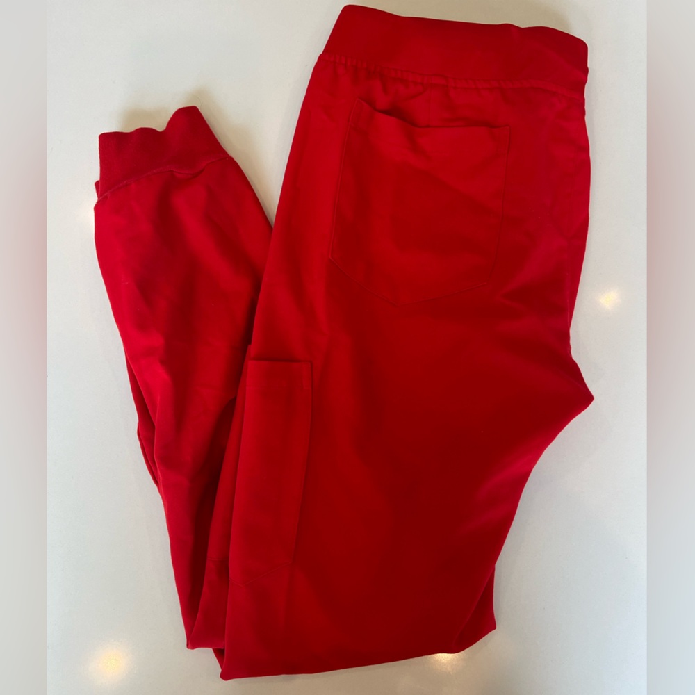 Mandala scrub joggers